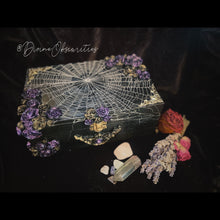 Load image into Gallery viewer, Spiderweb keepsake box