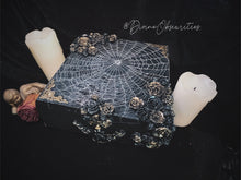 Load image into Gallery viewer, Spiderweb keepsake box